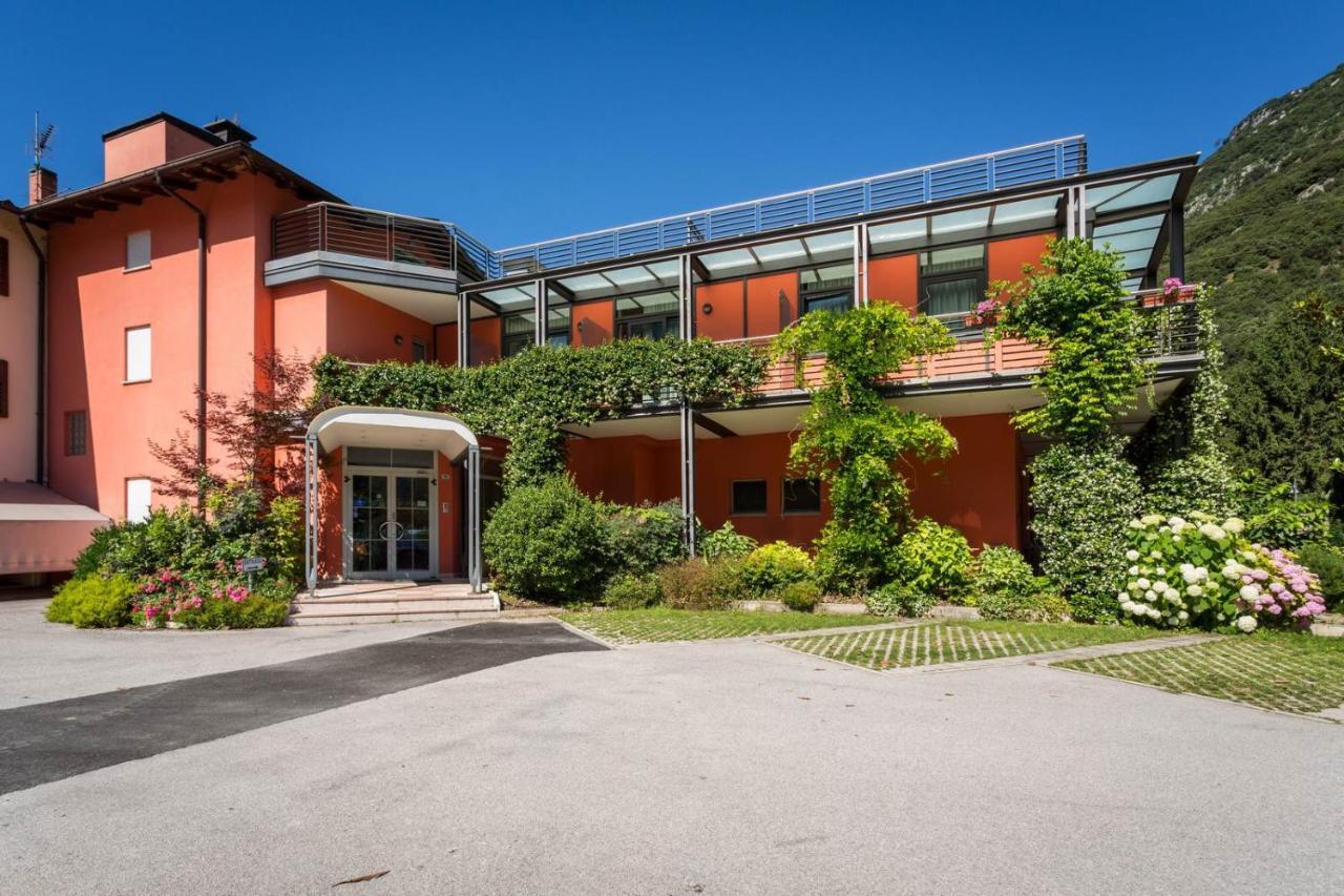Padergnone Hotel Due Laghi מראה חיצוני תמונה