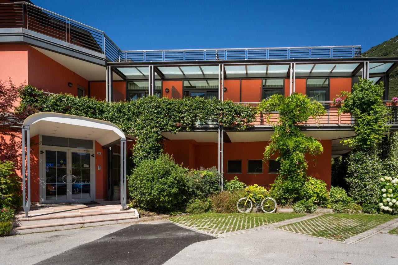 Padergnone Hotel Due Laghi מראה חיצוני תמונה