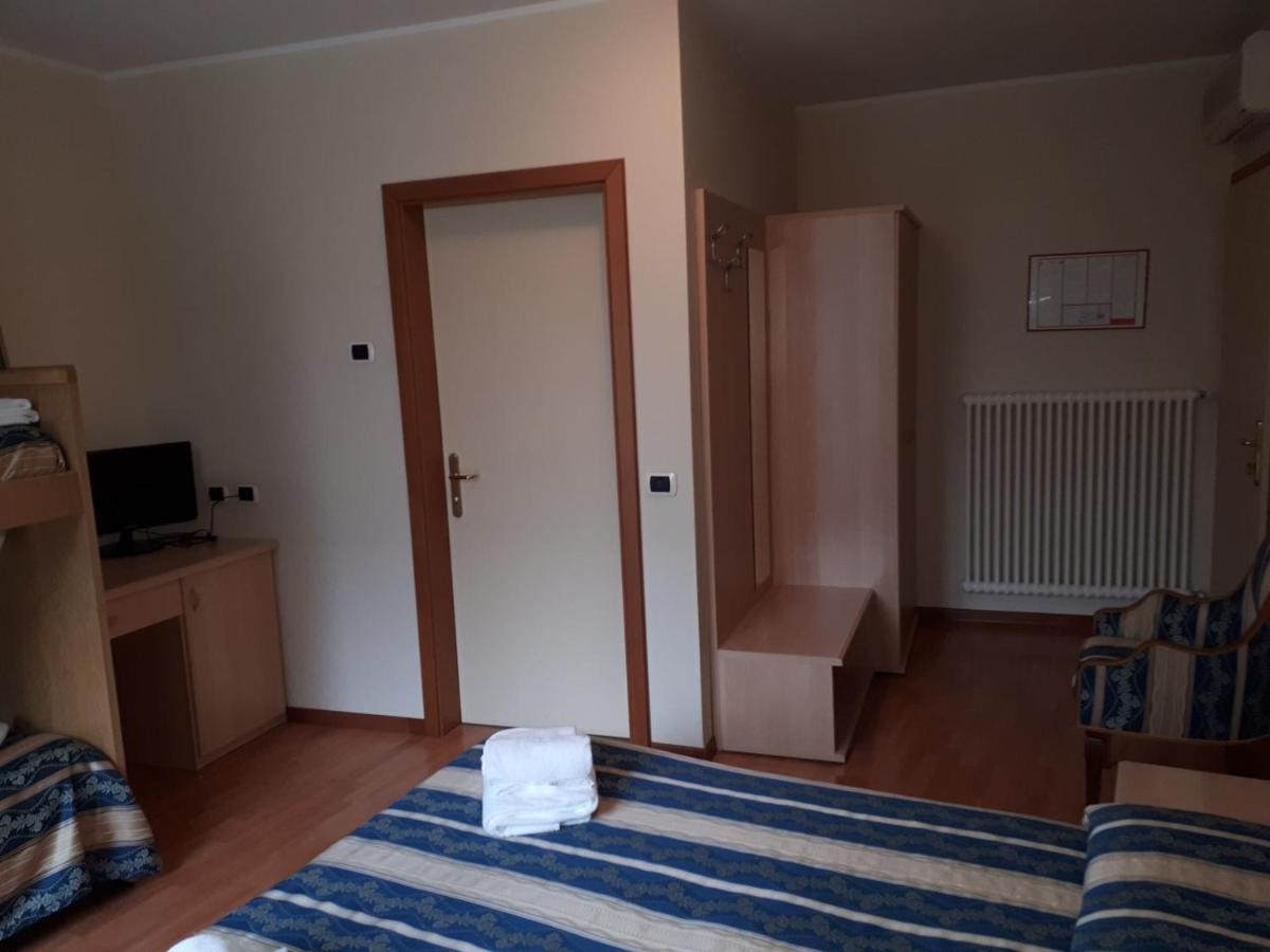 Padergnone Hotel Due Laghi מראה חיצוני תמונה